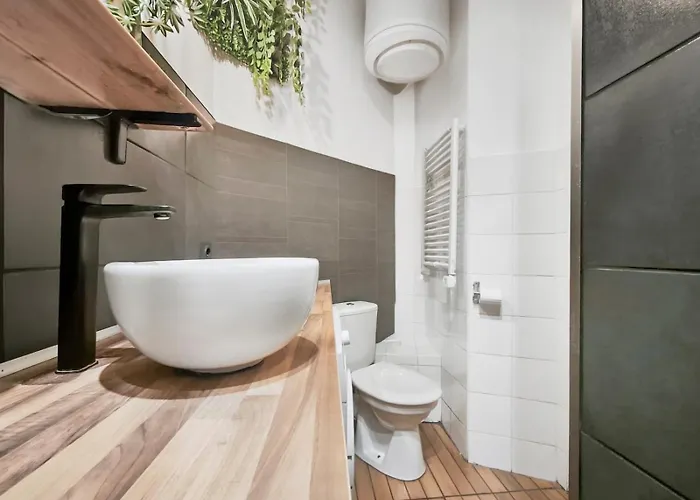 Moderne Et Douillet Au Coeur De Nizza